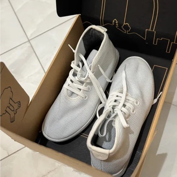 Allbirds Tree Toppers Lightweight Classic Casual Lifestyle Lace High Top Sneaker