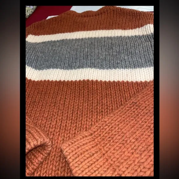 AMERICAN EAGLE grunge ORANGE Lambswool Heavy Knit SWEATER Gray Chest Stripes men
