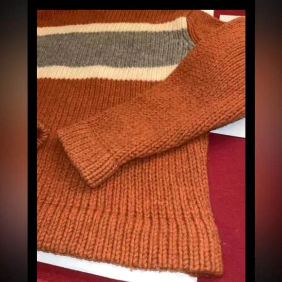 AMERICAN EAGLE grunge ORANGE Lambswool Heavy Knit SWEATER Gray Chest Stripes men
