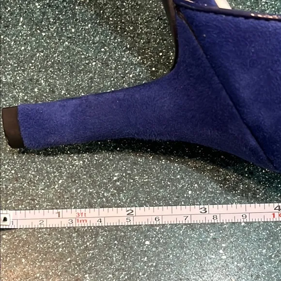 Anne Klein Women's Blue Heels Royal blue suede cross strap pumps. 8.5