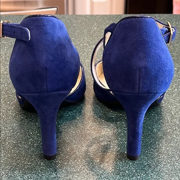 Anne Klein Women's Blue Heels Royal blue suede cross strap pumps. 8.5