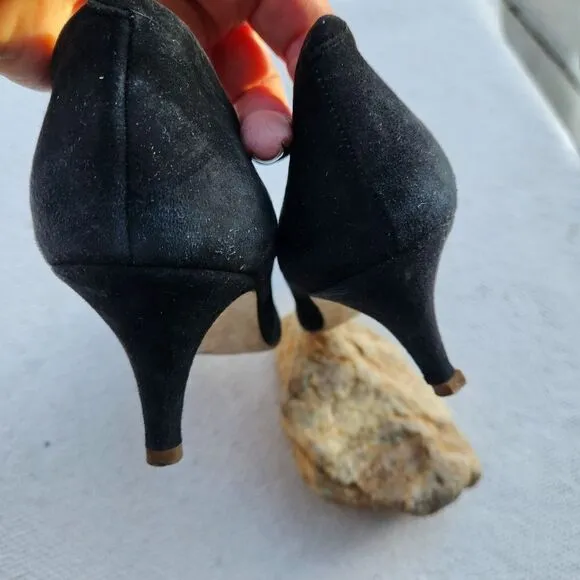 Anthropologie ruffled kitten hee shoes black
