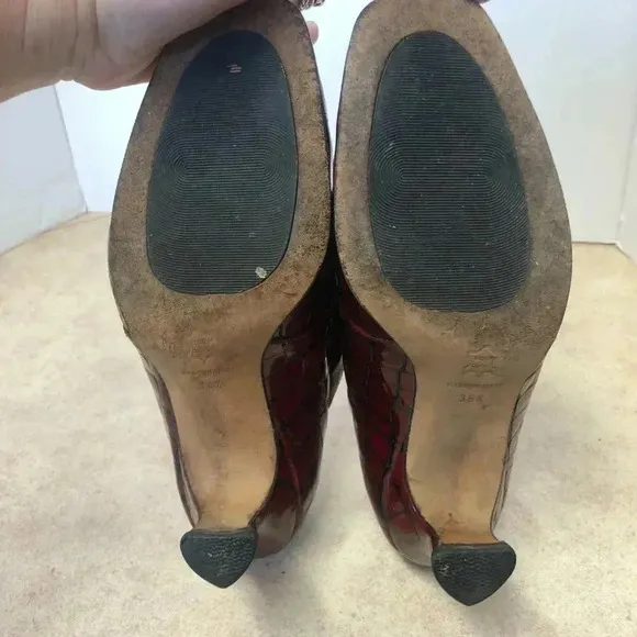 Anyi Lu Red Black Patent Leather Monk Strap Kitten Heel Shoes Size 38.5 (US 8)