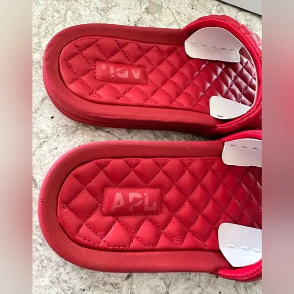 APL Red Women’s Lusso Slide size 6 NEW