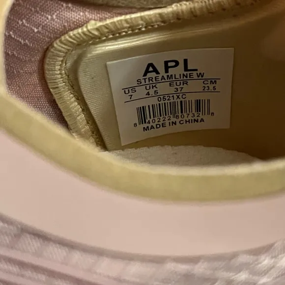 APL Women’s Streamline Champagne/NWT Rose Dust running gym shoes