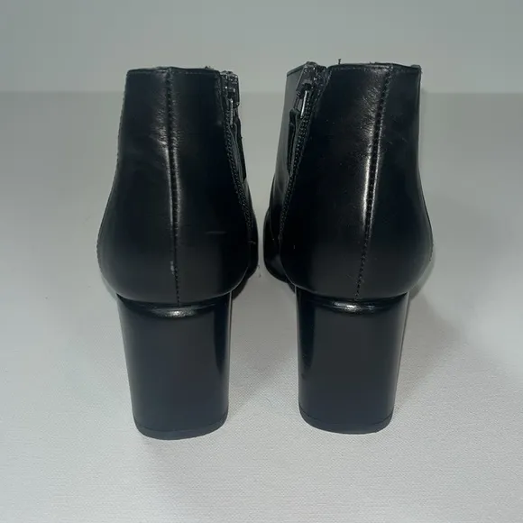 Aquatalia Black Leather Mid Heel Boots