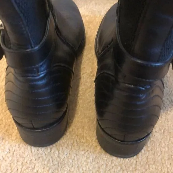 𝅺Aquatalia mid calf black leather boots