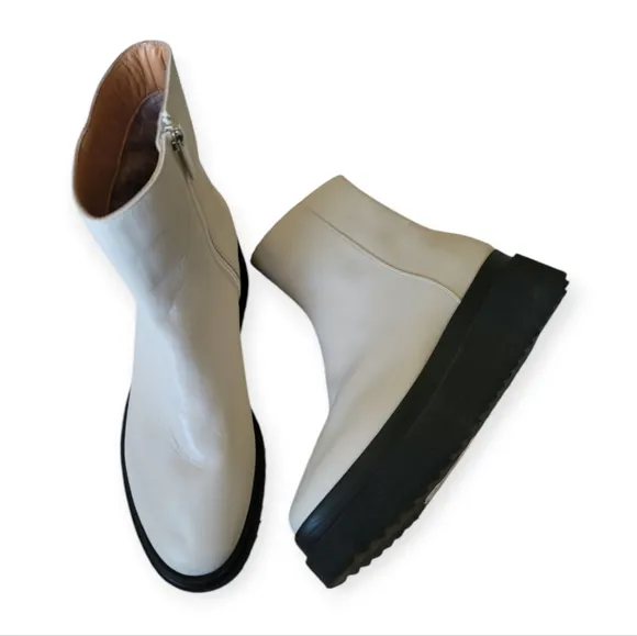 Aquatalia White Leather Platform Boots Sleek Mid Calk Ankle Boot Modern