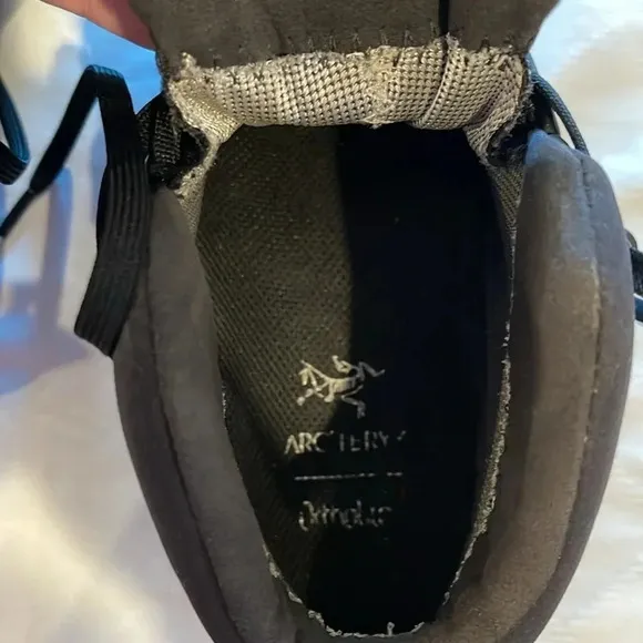 Arc’teryx Aerios FL Mid GORE-TEX Men’s Boot size 6.5 waterproof hiking climbing
