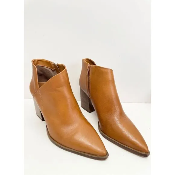 Arezzo Boots Size 9B Leather Pointed Toe Block Heel Pull On Booties NEW