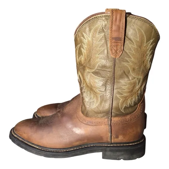 Ariat Brown and Tan Cowboy Boots EUC size 11