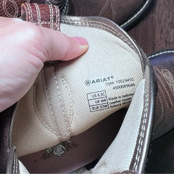 Ariat Fat Baby Cowboy Boots Western Chocolate Brown Mid Calf FatBaby Size 6.5 C