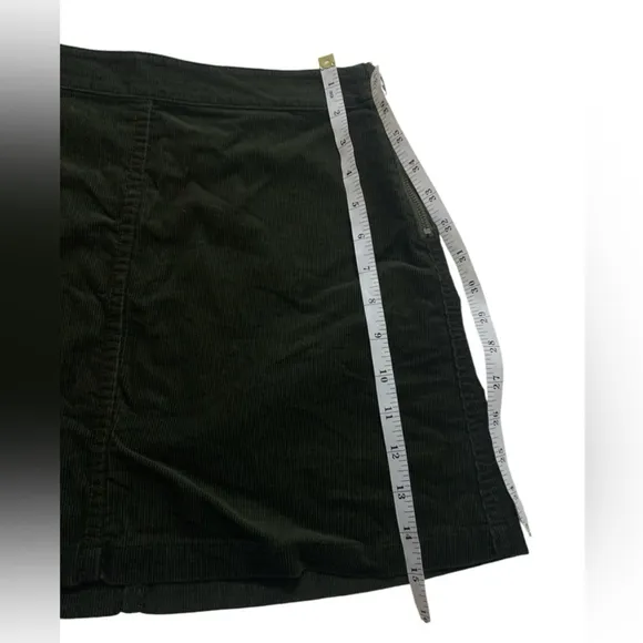 Aritizia Wilfred - Aaliyah Corduroy Mini Skirt