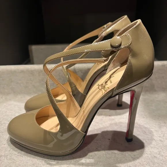 Authentic Christian Louboutin Grey etoupe Patent Cross Pumps heels shoes 37