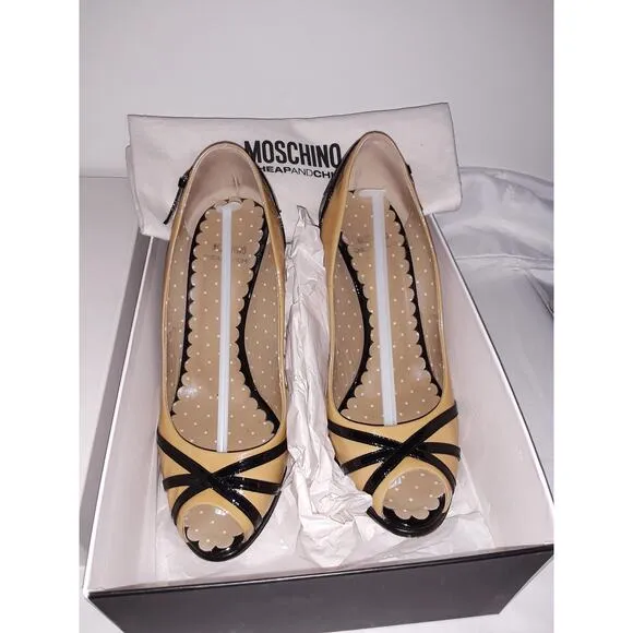 Authentic Moschino Tan &amp; Black Patent Leather Peep Toe Pumps 38 (US 8