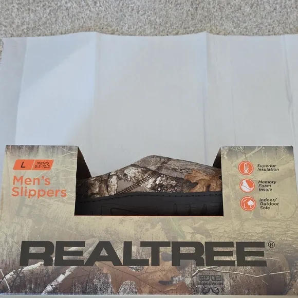 Authentic. Realtree Men's Camouflage Slippers