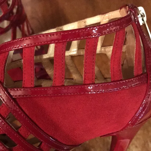 Authentic Sexy Jimmy Choo Heels in Box.