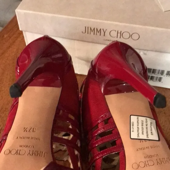 Authentic Sexy Jimmy Choo Heels in Box.