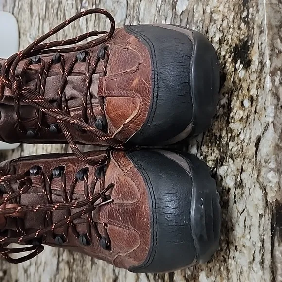Avenger men's hiking boots