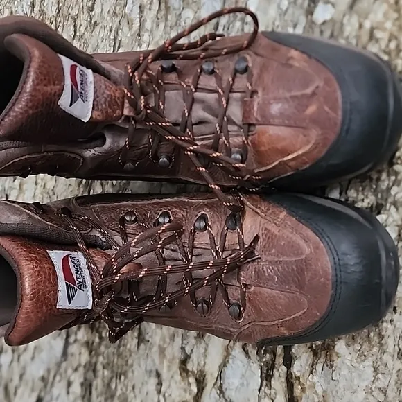 Avenger men's hiking boots