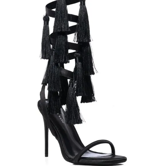 AZALEA WANG &quot; ANGELIC MAZE &quot;  BLACK FRINGE SANDAL(BRAND NEW !!!!!!!!!!!