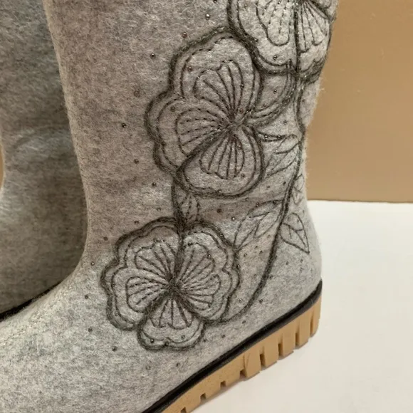 Azura JARRIA mid-calf Boots Gray Embroidered 36