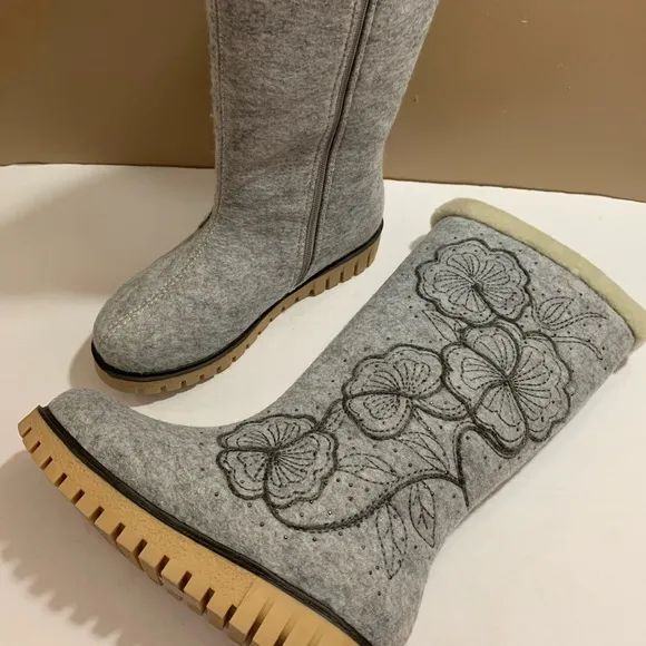 Azura JARRIA mid-calf Boots Gray Embroidered 36