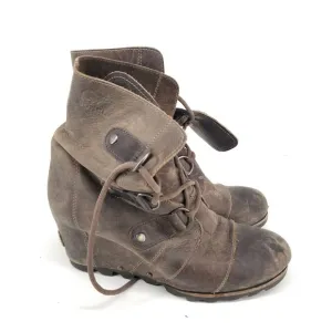 B59 Sorel Joan of Arctic Wedge Mid Womens Boots Size 8 Brown Leather Distressed