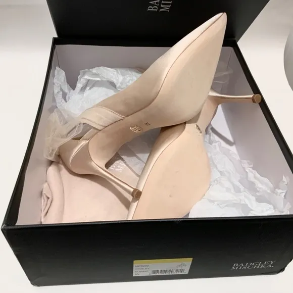 Badgley Mischka Kinsley Tulle Bow Detail Pumps Nude Stiletto Heel Evening Shoes