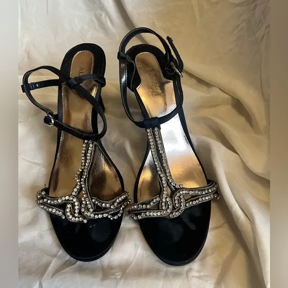 Ballroom dancing shoes heels 5 pairs. sizes 6, 7.5, 8 EUC