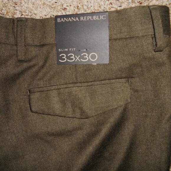 Banana Republic Slim Fit Nanotex Dress Pant size 33/30 Brown