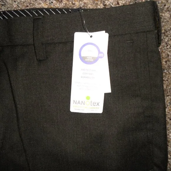 Banana Republic Slim Fit Nanotex Dress Pant size 33/30 Brown