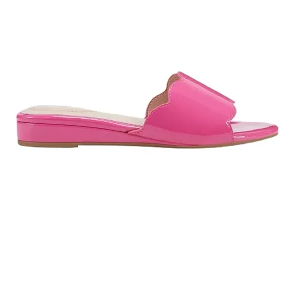 Bandolino Kayla3 Scalloped Edge Demi Wedge Sandal Flamingo Pink Patent 8M New