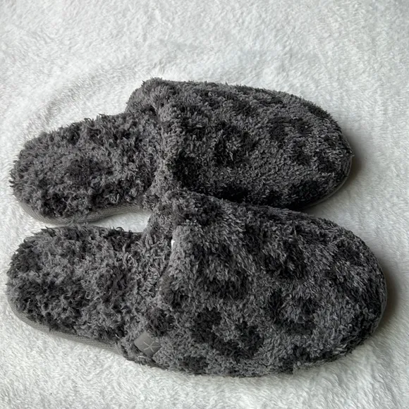Barefoot Dreams CozyChic Leopard-Print Slippers