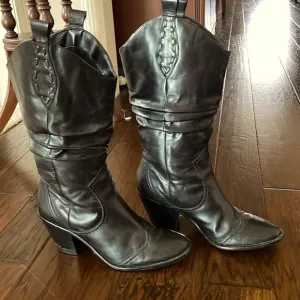 BCBG Generation Black Heeled‎ Boots