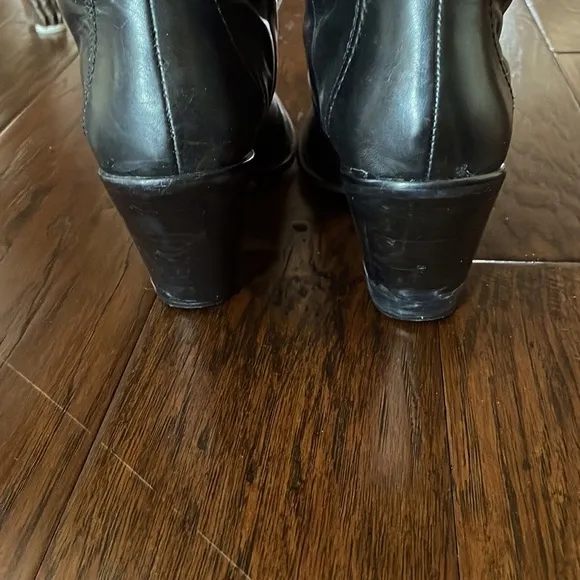 BCBG Generation Black Heeled‎ Boots