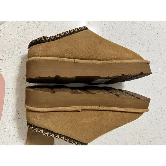 Bearpaw Women's Martis - Hickory ‎ Size 8 New!