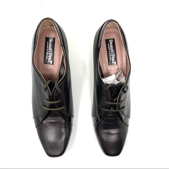 Beautifeel Fleur T. Moro patent leather lace up pump