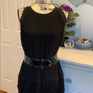 Belle Badgley Mischka Pleated Sheath Dress