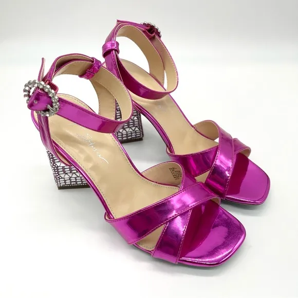 Betsey Johnson Women's Bell Heel Fuchsia Patent Silver Strappy Dressy Sandal 7.5