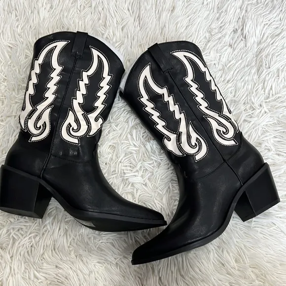 BILLINI NORVA BOOTS BLACK / BONE Nwob