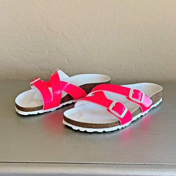 Birkenstock Sandals 36 5.5 6 Hot Neon Pink Patent Yao Slide Sandal New!