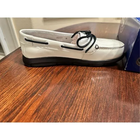 Birkenstock White Patent Slip On Boat Shoes Womens Size 10 Mens 8