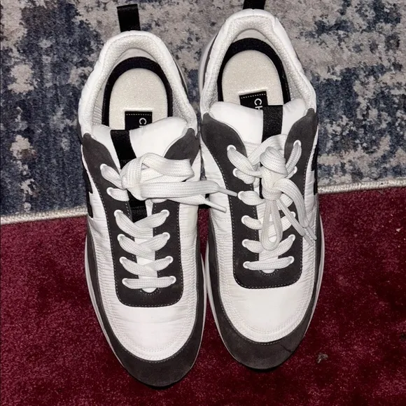 Black and grey Chanel k2606 shoes