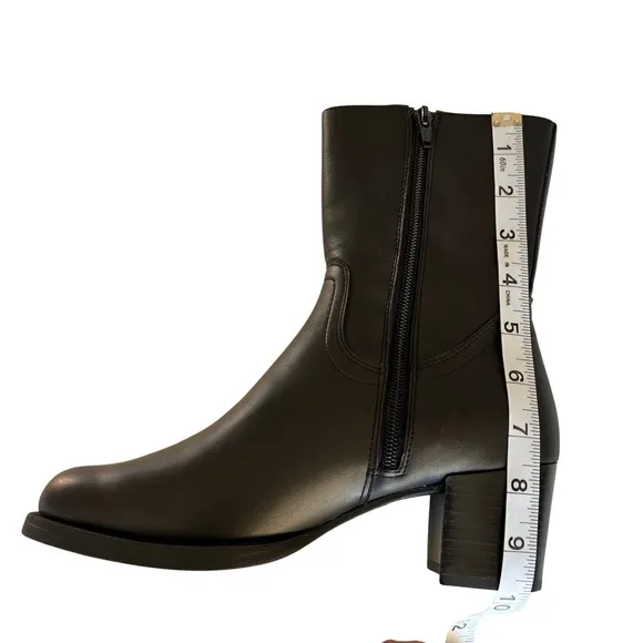 Black Chunky Heel Boots, Black Leather Mid Calf, Classic Design Boots, Y2K NWOT