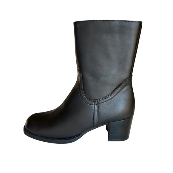 Black Chunky Heel Boots, Black Leather Mid Calf, Classic Design Boots, Y2K NWOT