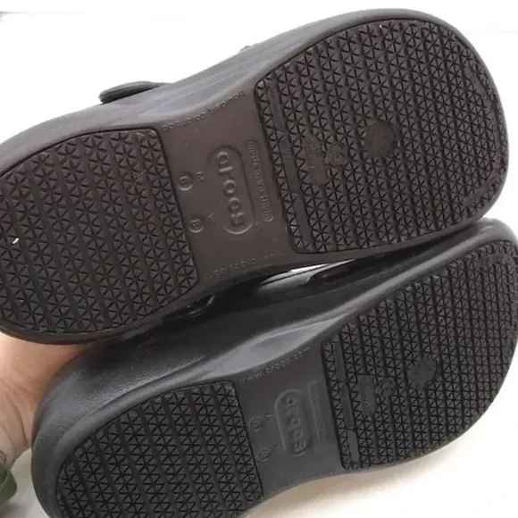 Black Crocs Bistro Slip Resistant Work Shoes W8 M6