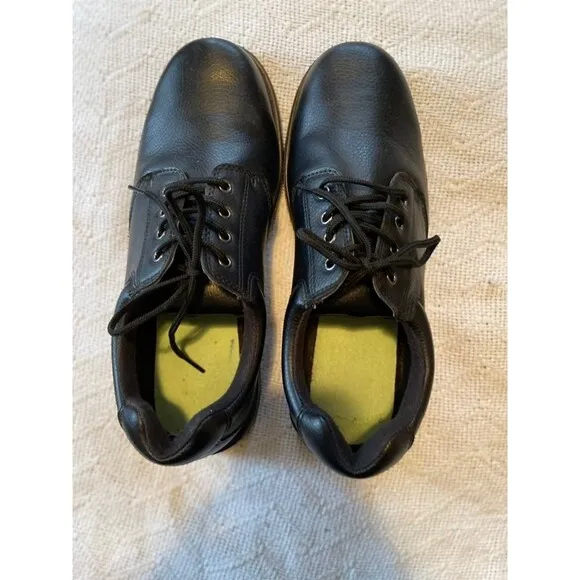 Black slip resistant shoes size 13W Dr Scholls