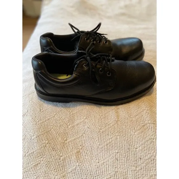 Black slip resistant shoes size 13W Dr Scholls