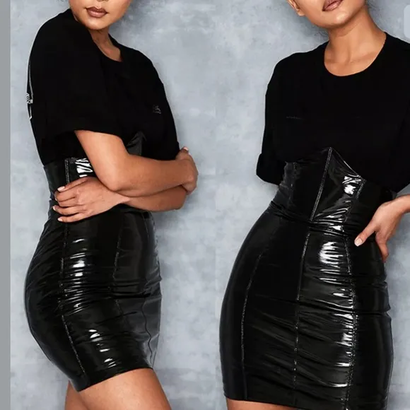 Black vinyl patent leather skirt high waisted F2